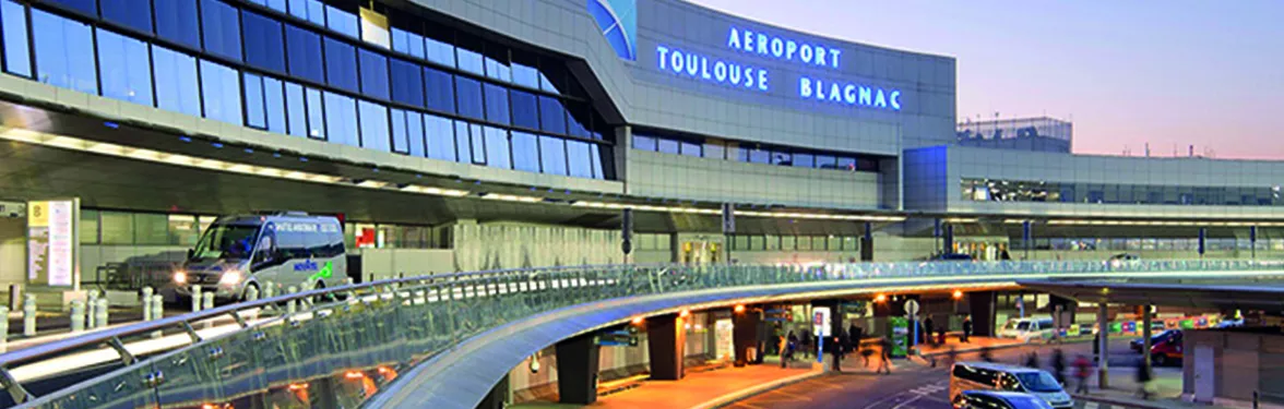 Aéroport Toulouse Blagnac Arrivée à Toulouse pour un EVG